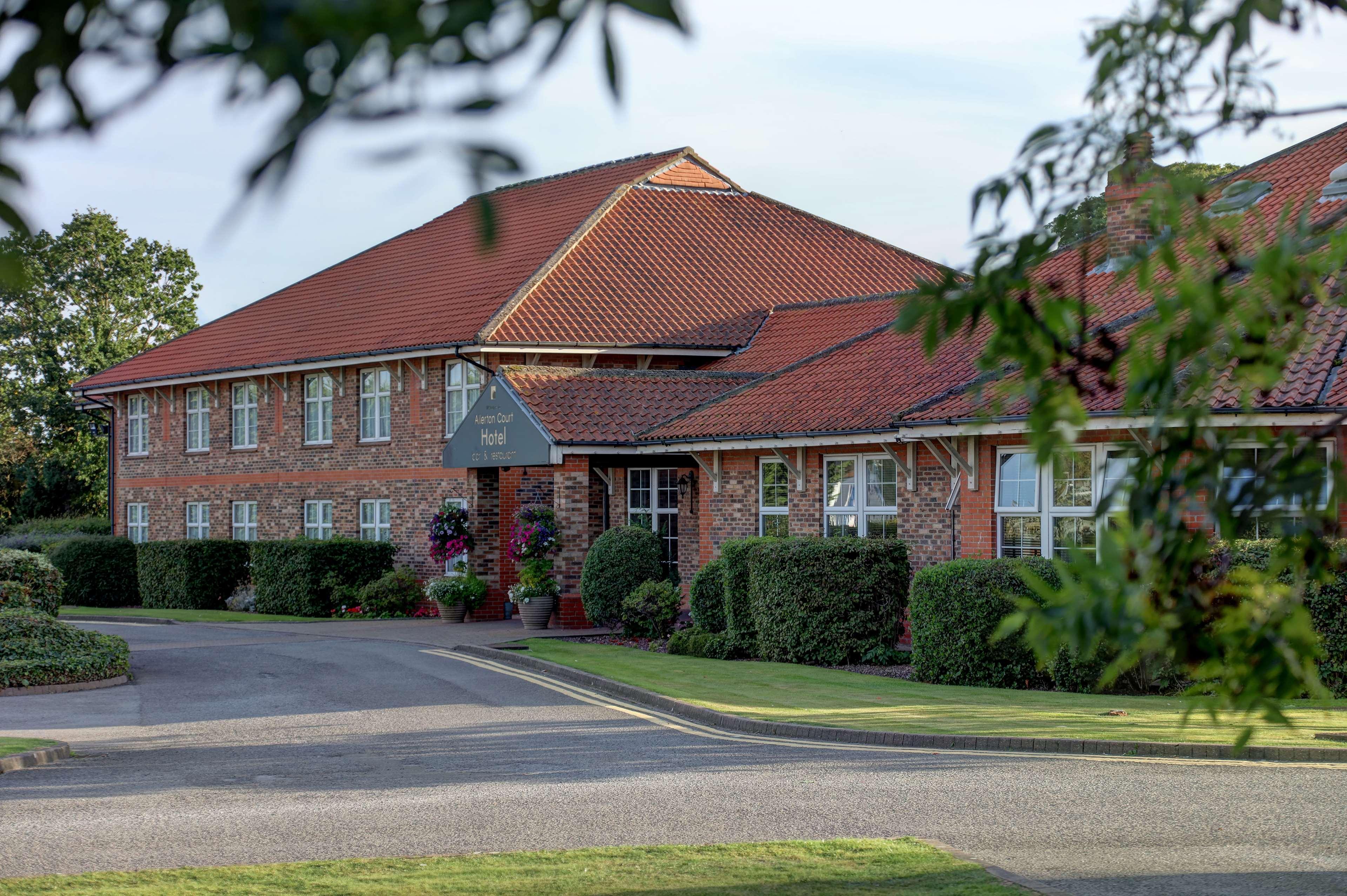 Allerton Court Hotel Northallerton Bagian luar foto